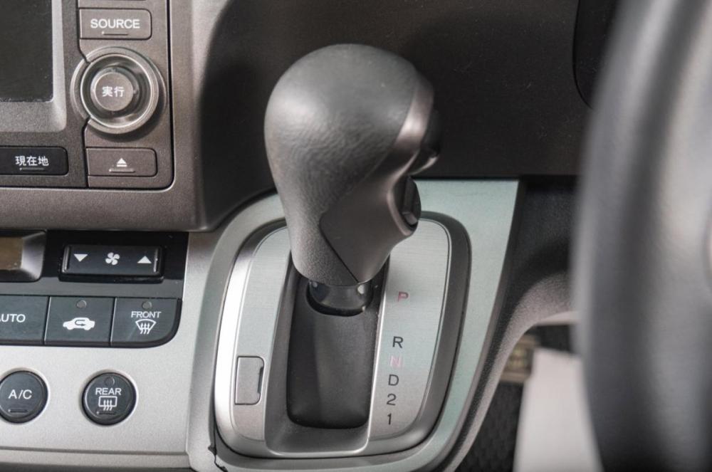 Honda Stream II Рестайлинг Томск  - изображение 16