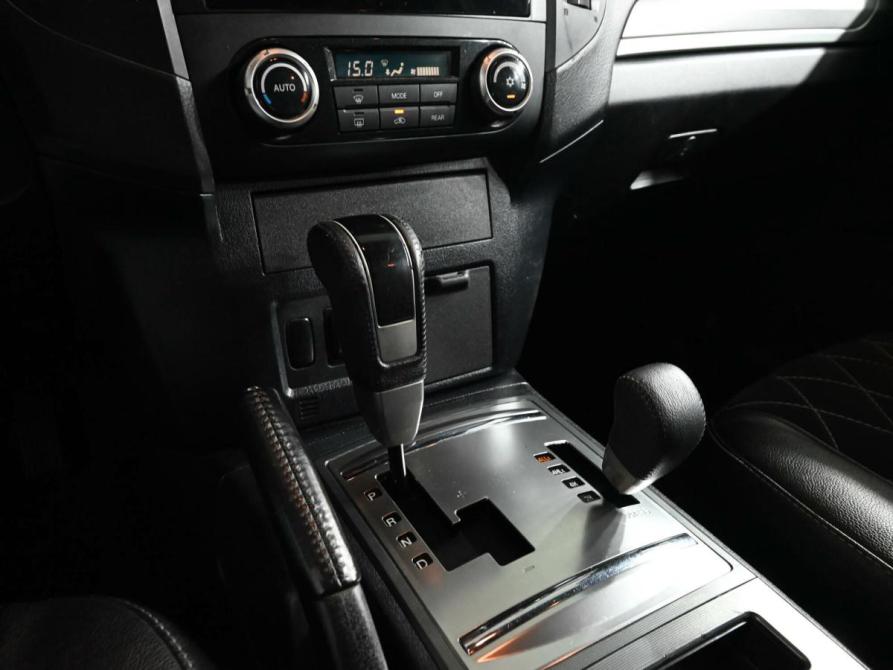Mitsubishi Pajero IV Екатеринбург  - изображение 15