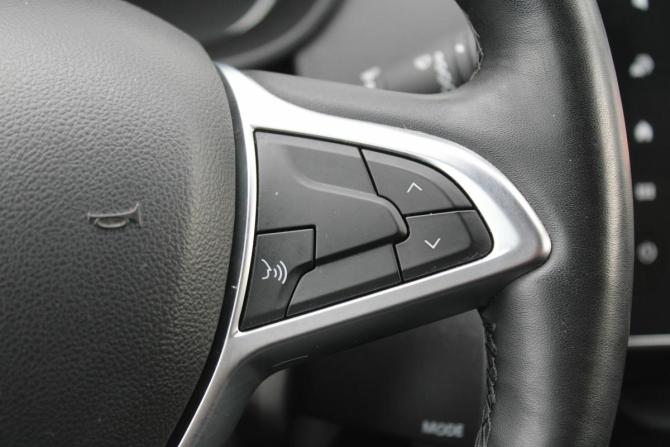 Renault Arkana I с пробегом 2019 года, цена 1 550 000 рублей, 115000 км, внедорожник, Автокод Объявления