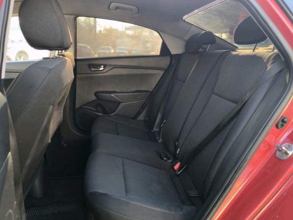 Hyundai Solaris II с пробегом 2020 года, цена 850 000 рублей, 98655 км, седан, Автокод Объявления