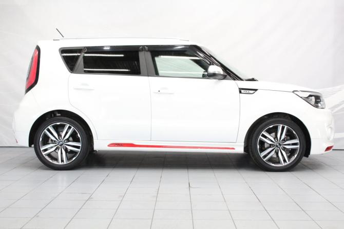 Kia Soul II Рестайлинг с пробегом 2018 года, цена 1 790 000 рублей, 45654 км, хэтчбек, Автокод Объявления