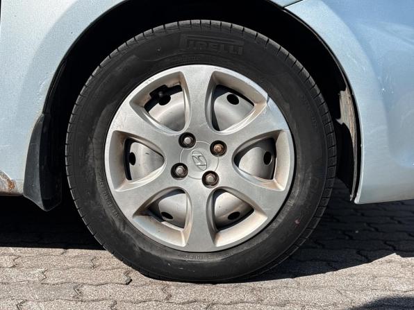 Hyundai Solaris I с пробегом 2012 года, цена 589 000 рублей, 131419 км, хэтчбек, Автокод Объявления
