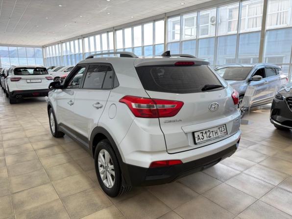 Hyundai Creta I с пробегом 2017 года, цена 1 900 000 рублей, 104500 км, внедорожник, Автокод Объявления