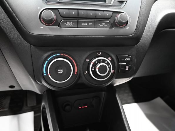 Kia Rio III с пробегом 2014 года, цена 825 000 рублей, 182477 км, седан, Автокод Объявления