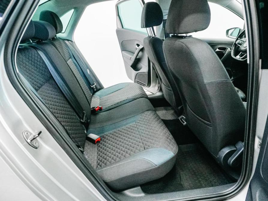 Volkswagen Polo V Рестайлинг Красноярск  - изображение 29