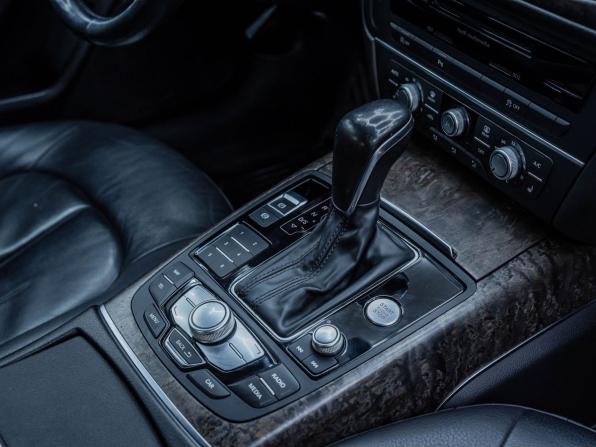 Audi A6 IV (C7) Рестайлинг с пробегом 2016 года, цена 1 433 000 рублей, 191619 км, седан, Автокод Объявления