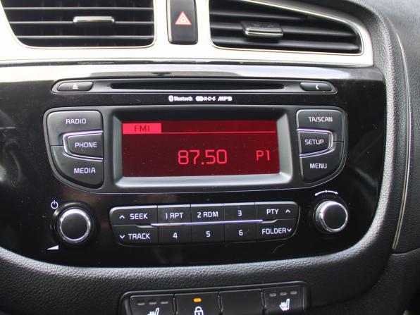 Kia Ceed II с пробегом 2014 года, цена 1 029 000 рублей, 128334 км, универсал, Автокод Объявления