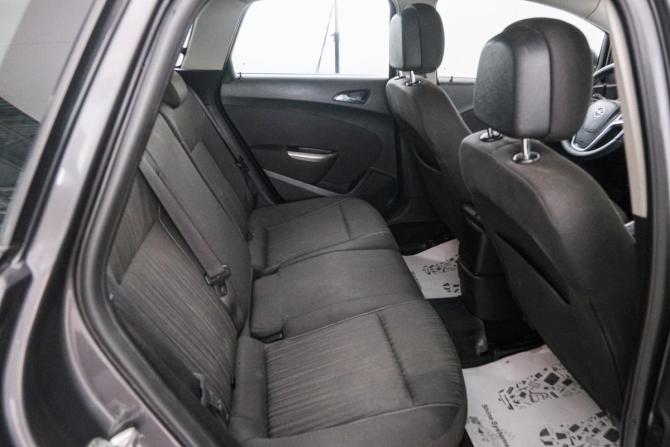 Opel Astra J с пробегом 2011 года, цена 759 000 рублей, 235000 км, хэтчбек, Автокод Объявления