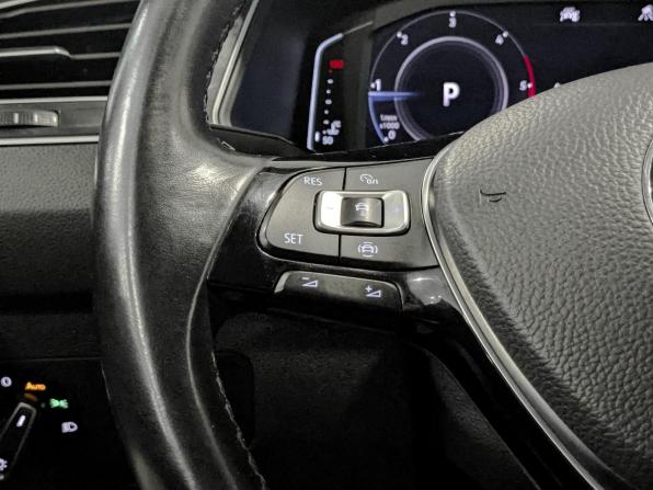 Volkswagen Tiguan II с пробегом 2019 года, цена 2 770 000 рублей, 109779 км, внедорожник, Автокод Объявления