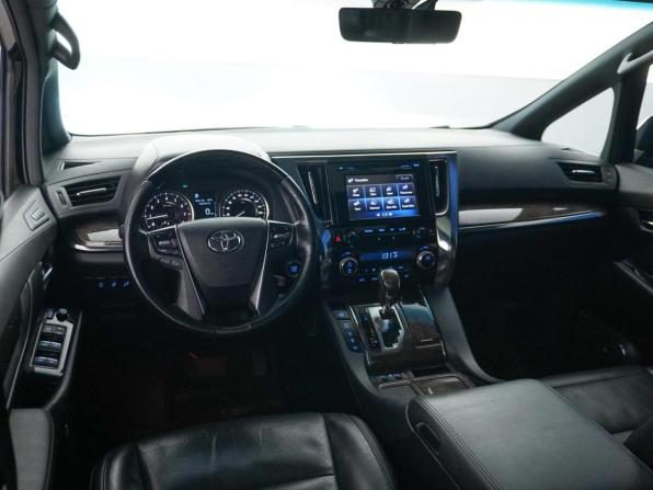 Toyota Alphard III Рестайлинг с пробегом 2019 года, цена 4 885 000 рублей, 129738 км, минивэн, Автокод Объявления