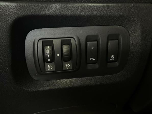 Renault Kaptur I с пробегом 2017 года, цена 1 470 000 рублей, 110100 км, внедорожник, Автокод Объявления