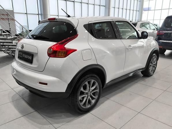 Nissan Juke I с пробегом 2014 года, цена 720 000 рублей, 175171 км, внедорожник, Автокод Объявления