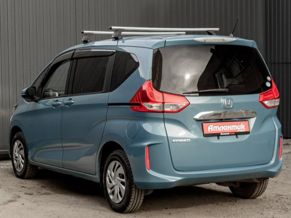 Honda Freed II с пробегом 2016 года, цена 1 270 000 рублей, 144079 км, компактвэн, Автокод Объявления