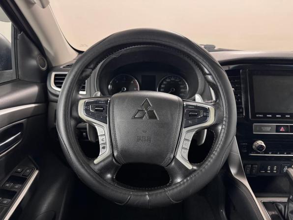 Mitsubishi Pajero Sport III Рестайлинг с пробегом 2021 года, цена 1 839 000 рублей, 322000 км, внедорожник, Автокод Объявления