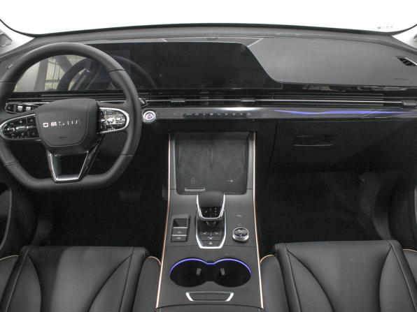 Omoda C5 I с пробегом 2023 года, цена 1 950 000 рублей, 35111 км, внедорожник, Автокод Объявления