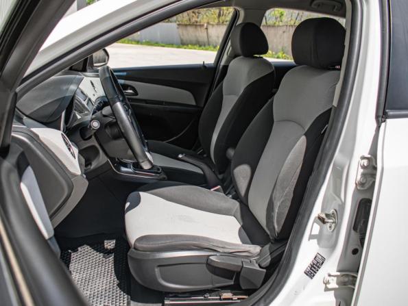 Chevrolet Cruze I Рестайлинг с пробегом 2014 года, цена 680 000 рублей, 171471 км, хэтчбек, Автокод Объявления