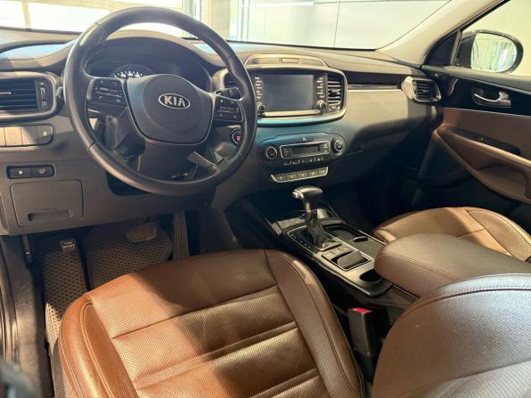 Kia Sorento III Prime Рестайлинг с пробегом 2018 года, цена 2 849 000 рублей, 89539 км, внедорожник, Автокод Объявления