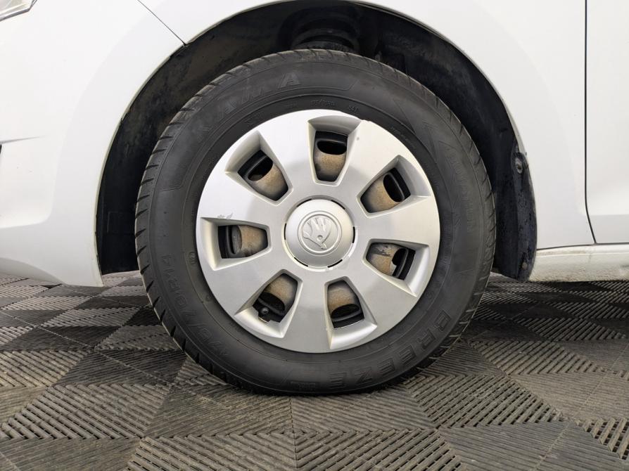 Skoda Rapid I Рестайлинг Москва  - изображение 13