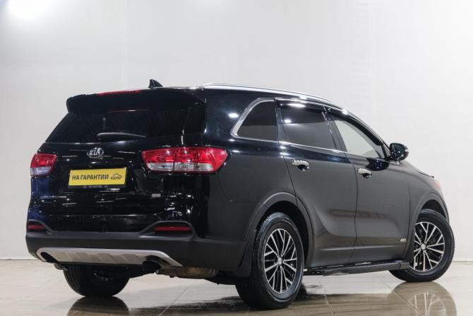 Kia Sorento II Рестайлинг с пробегом 2017 года, цена 2 479 000 рублей, 131000 км, внедорожник, Автокод Объявления