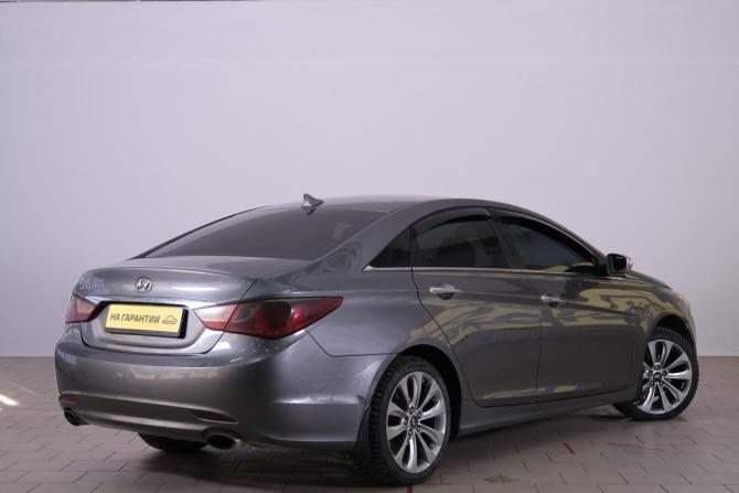 Hyundai Sonata VI (YF) с пробегом 2010 года, цена 989 000 рублей, 220000 км, седан, Автокод Объявления