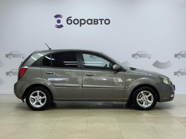 Kia Rio II Рестайлинг с пробегом 2010 года, цена 589 000 рублей, 195651 км, хэтчбек, Автокод Объявления