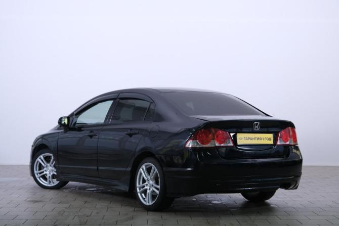 Honda Civic VIII с пробегом 2006 года, цена 639 000 рублей, 395306 км, седан, Автокод Объявления