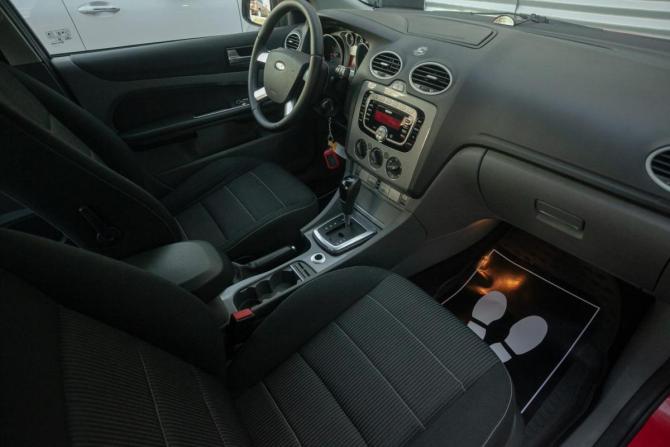 Ford Focus II Рестайлинг с пробегом 2011 года, цена 748 000 рублей, 140000 км, седан, Автокод Объявления