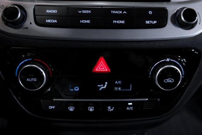 Hyundai Solaris II с пробегом 2019 года, цена 1 199 000 рублей, 205001 км, седан, Автокод Объявления