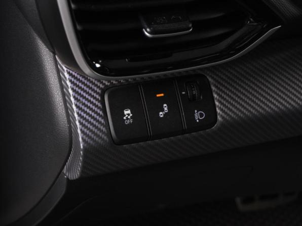 Hyundai Lafesta I с пробегом 2020 года, цена 2 159 000 рублей, 20034 км, седан, Автокод Объявления