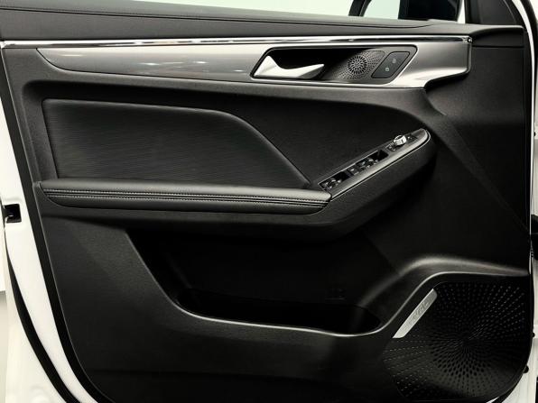 Haval Jolion I Рестайлинг с пробегом 2024 года, цена 2 379 000 рублей, 23600 км, внедорожник, Автокод Объявления