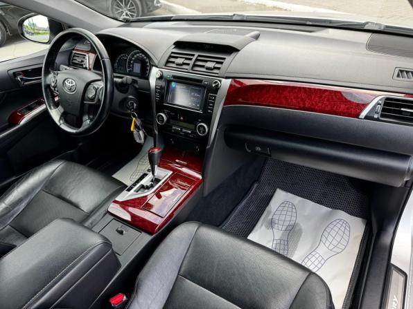 Toyota Camry VII (XV50) с пробегом 2013 года, цена 1 550 000 рублей, 220628 км, седан, Автокод Объявления