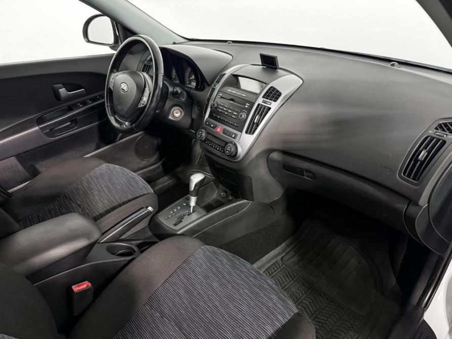Kia Ceed I Санкт-Петербург  - изображение 14