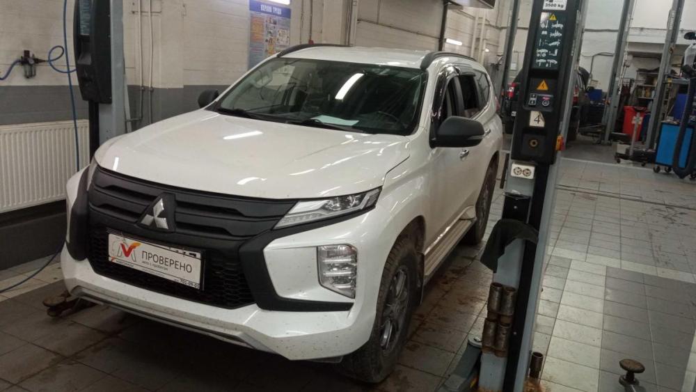 Mitsubishi Pajero Sport III Рестайлинг Санкт-Петербург  - изображение 1