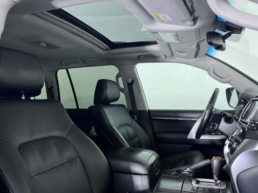 Toyota Land Cruiser 200 Series Рестайлинг 1 Ростов-на-Дону  - изображение 20