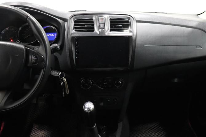 Renault Sandero II с пробегом 2016 года, цена 753 000 рублей, 142310 км, хэтчбек, Автокод Объявления