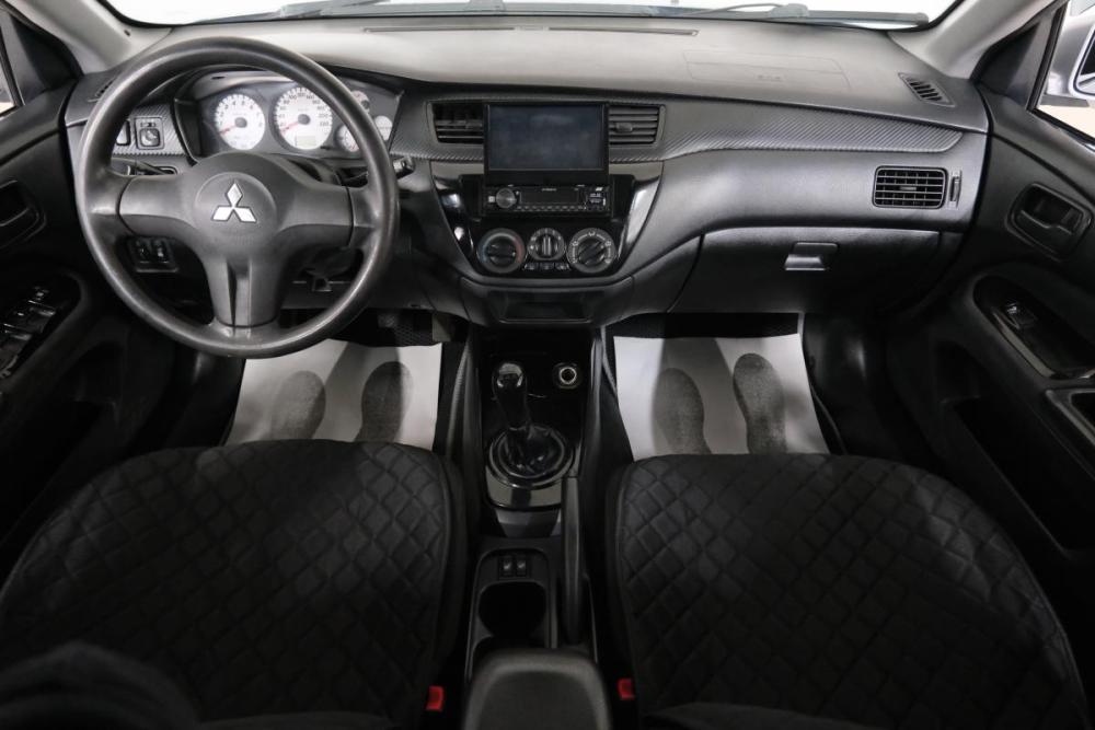 Mitsubishi Lancer IX Рестайлинг Омск  - изображение 13