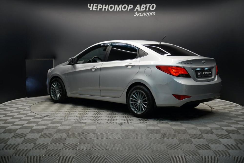 Hyundai Solaris I Рестайлинг Крым  - изображение 3