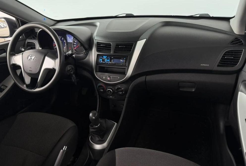 Hyundai Solaris I Киров  - изображение 10