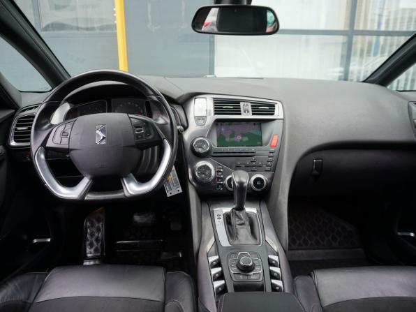 Citroen DS5 с пробегом 2012 года, цена 1 300 000 рублей, 108901 км, хэтчбек, Автокод Объявления