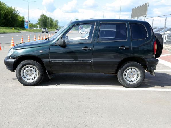Chevrolet Niva I с пробегом 2004 года, цена 217 000 рублей, 192000 км, внедорожник, Автокод Объявления