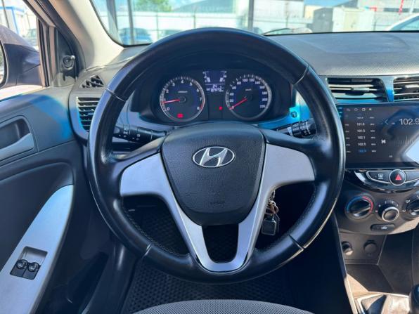 Hyundai Solaris I с пробегом 2014 года, цена 619 000 рублей, 187473 км, седан, Автокод Объявления