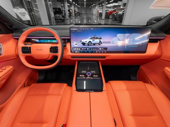 Lynk &amp; Co 900 с пробегом 2026 года, цена 7 900 000 рублей, 23 км, внедорожник, Автокод Объявления