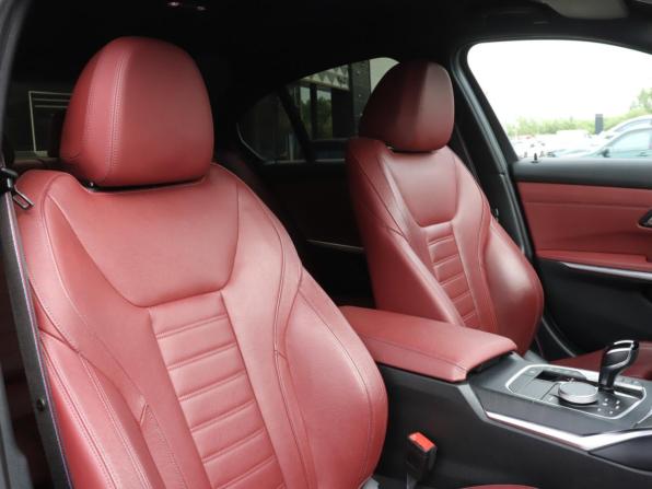 BMW 3 серии VII (G2x) с пробегом 2021 года, цена 3 860 000 рублей, 95050 км, седан, Автокод Объявления