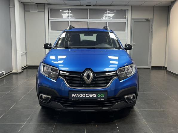 Renault Sandero II Рестайлинг с пробегом 2021 года, цена 1 350 000 рублей, 59000 км, хэтчбек, Автокод Объявления