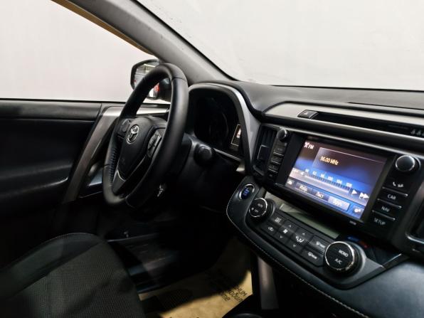 Toyota RAV4 IV (XA40) Рестайлинг с пробегом 2017 года, цена 2 165 000 рублей, 141089 км, внедорожник, Автокод Объявления