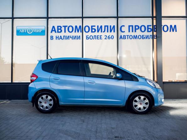 Honda Fit II с пробегом 2013 года, цена 709 000 рублей, 178608 км, хэтчбек, Автокод Объявления