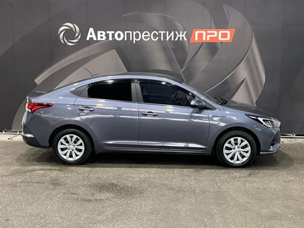 Hyundai Solaris II Рестайлинг с пробегом 2021 года, цена 1 440 000 рублей, 108787 км, седан, Автокод Объявления