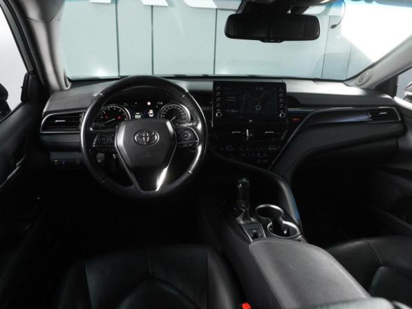 Toyota Camry VIII (XV70) Рестайлинг с пробегом 2021 года, цена 2 980 000 рублей, 145285 км, седан, Автокод Объявления