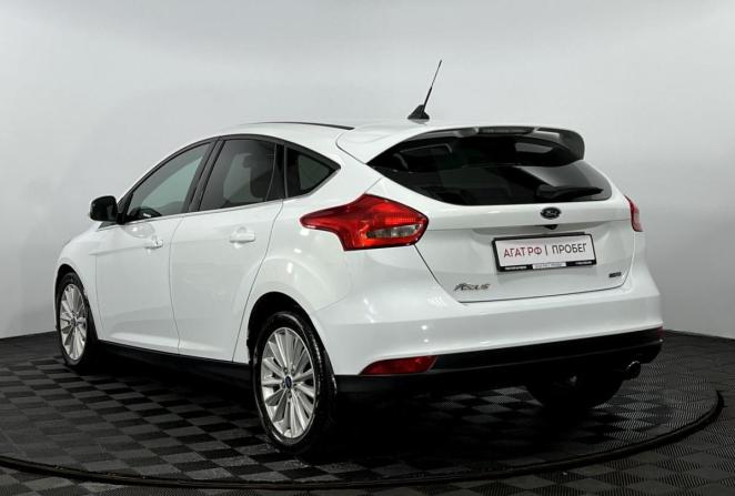 Ford Focus III Рестайлинг с пробегом 2017 года, цена 1 435 000 рублей, 125850 км, хэтчбек, Автокод Объявления