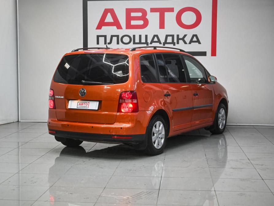 Volkswagen Touran I Рестайлинг Челябинск  - изображение 8